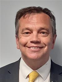 Profile image for Councillor Darren Sanders
